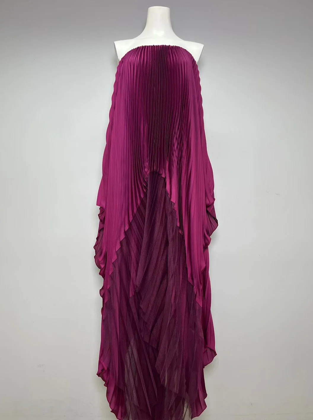 LINE_ALBUM_New collection 1_231219_5.jpg