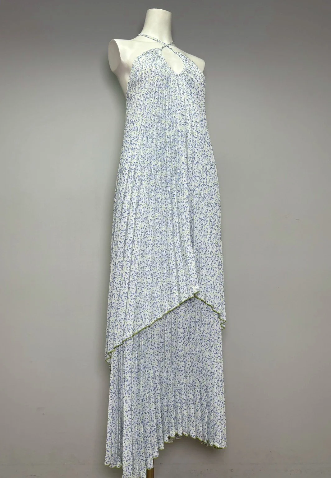 LINE_ALBUM_New collection2_250425_3.jpg