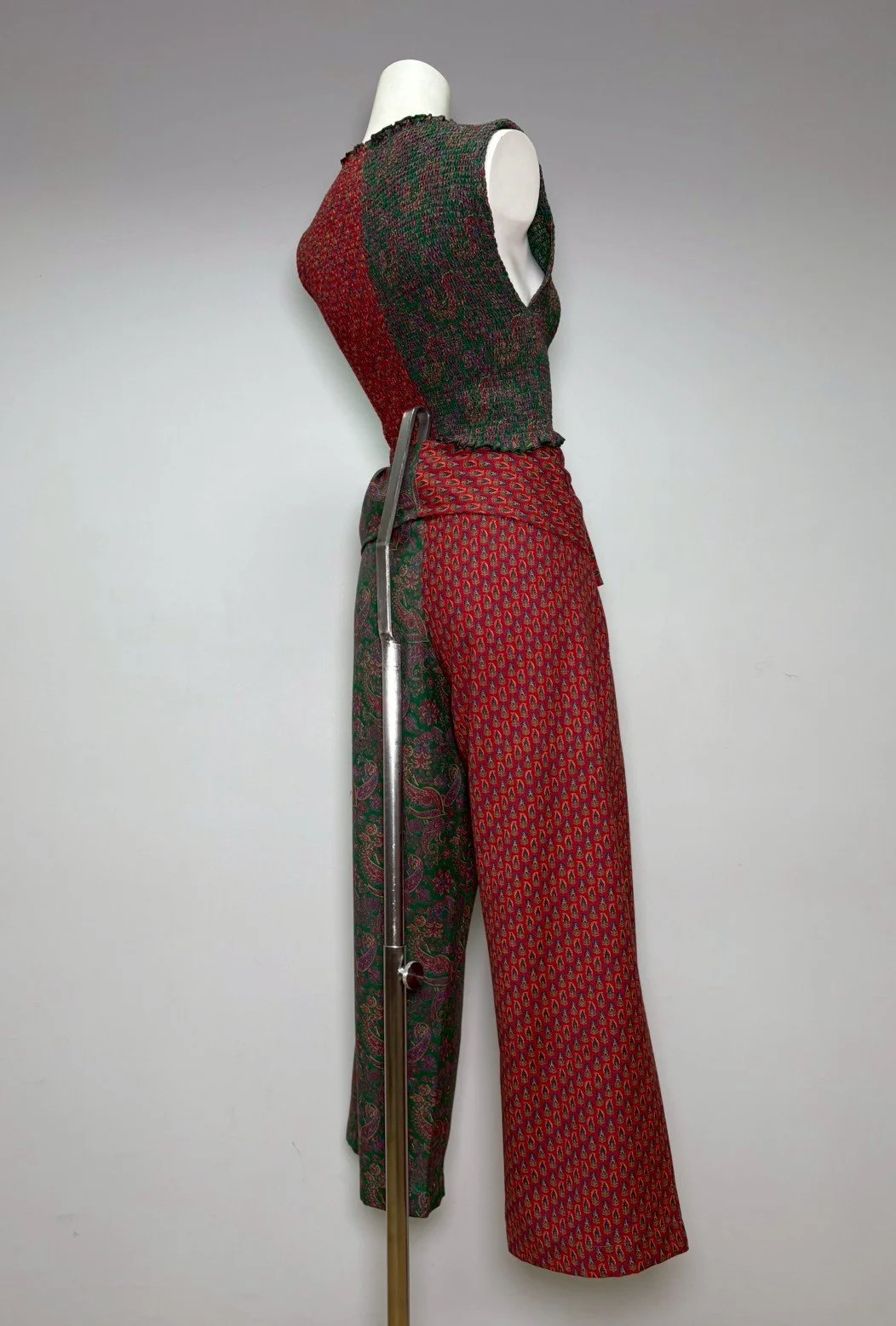LINE_ALBUM_New collection2_250527_2.jpg