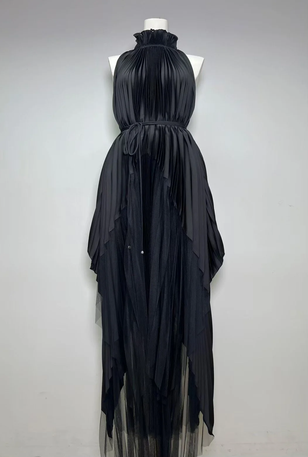 LINE_ALBUM_New collection2_250904_1.jpg