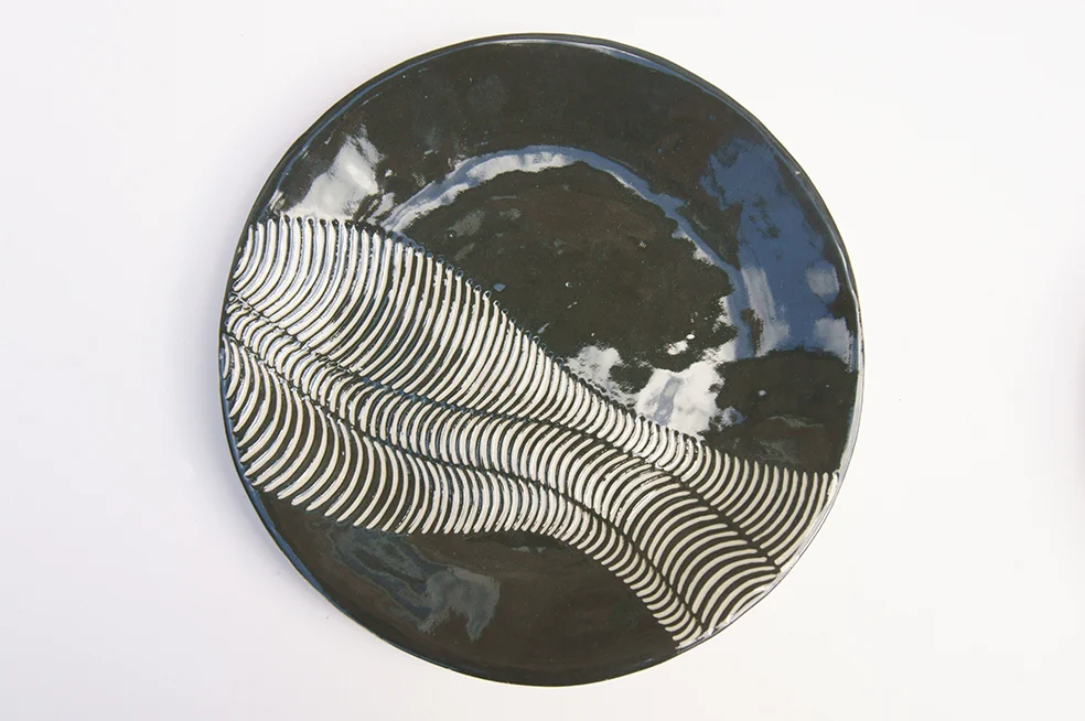 Medium dinner plate / olive black