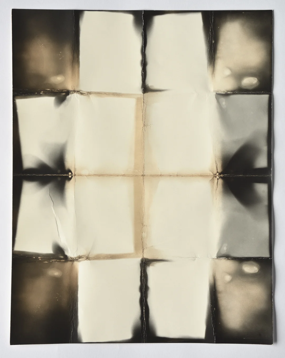 Fibre based silver gelatin paper (30x25cm)