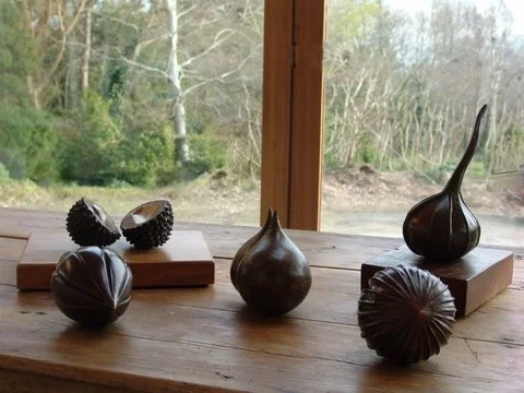 COLLECTION OF PIECES