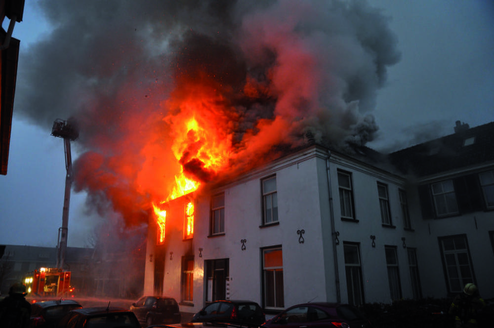 Onverwachte branduitbreiding