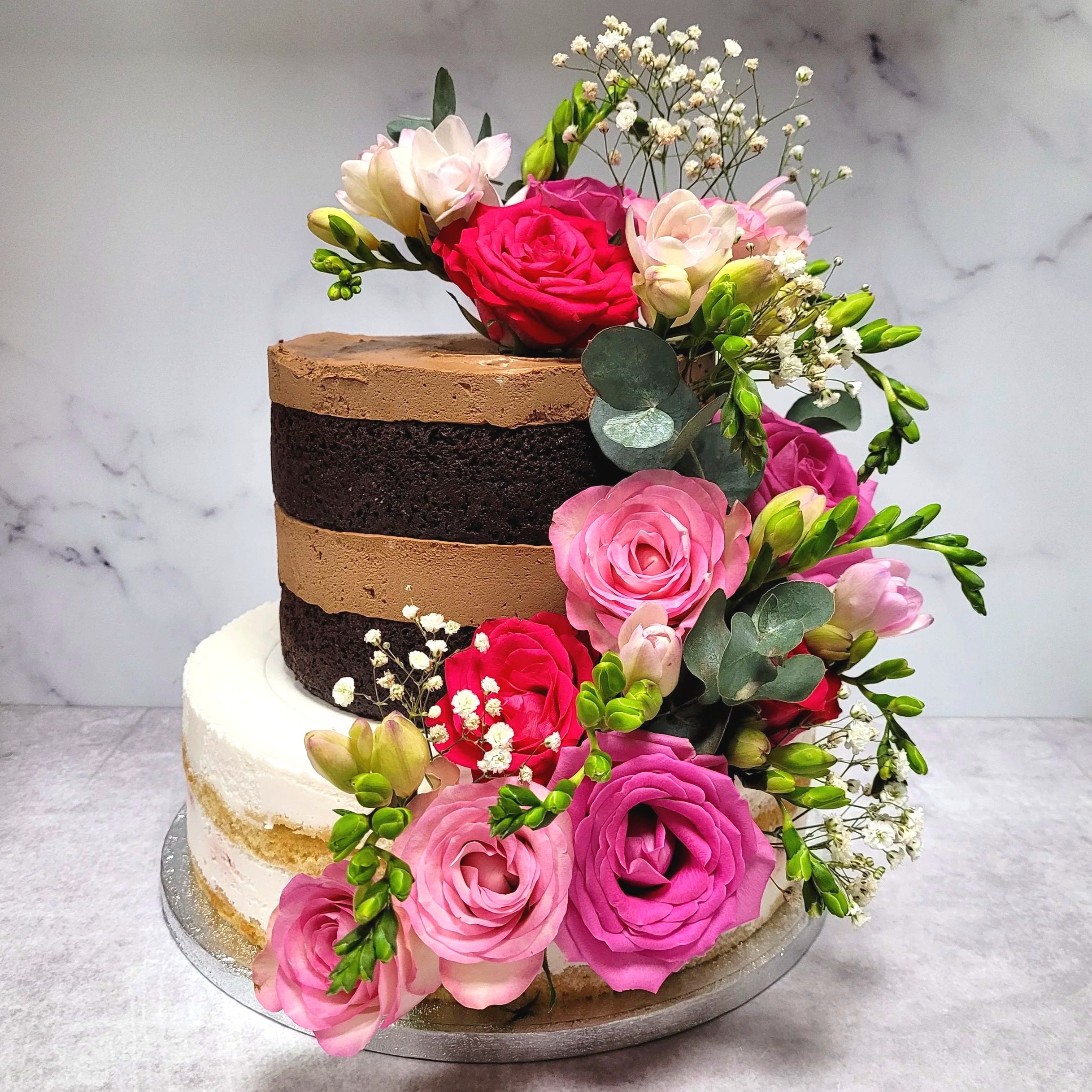 Vegan taart met persoonlijke decoratie van ETN 