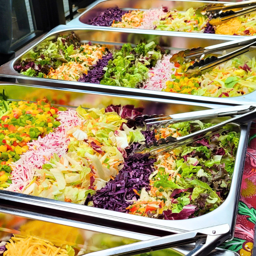 Kleurrijk cateringbuffet van ETN voor feesten en evenementen