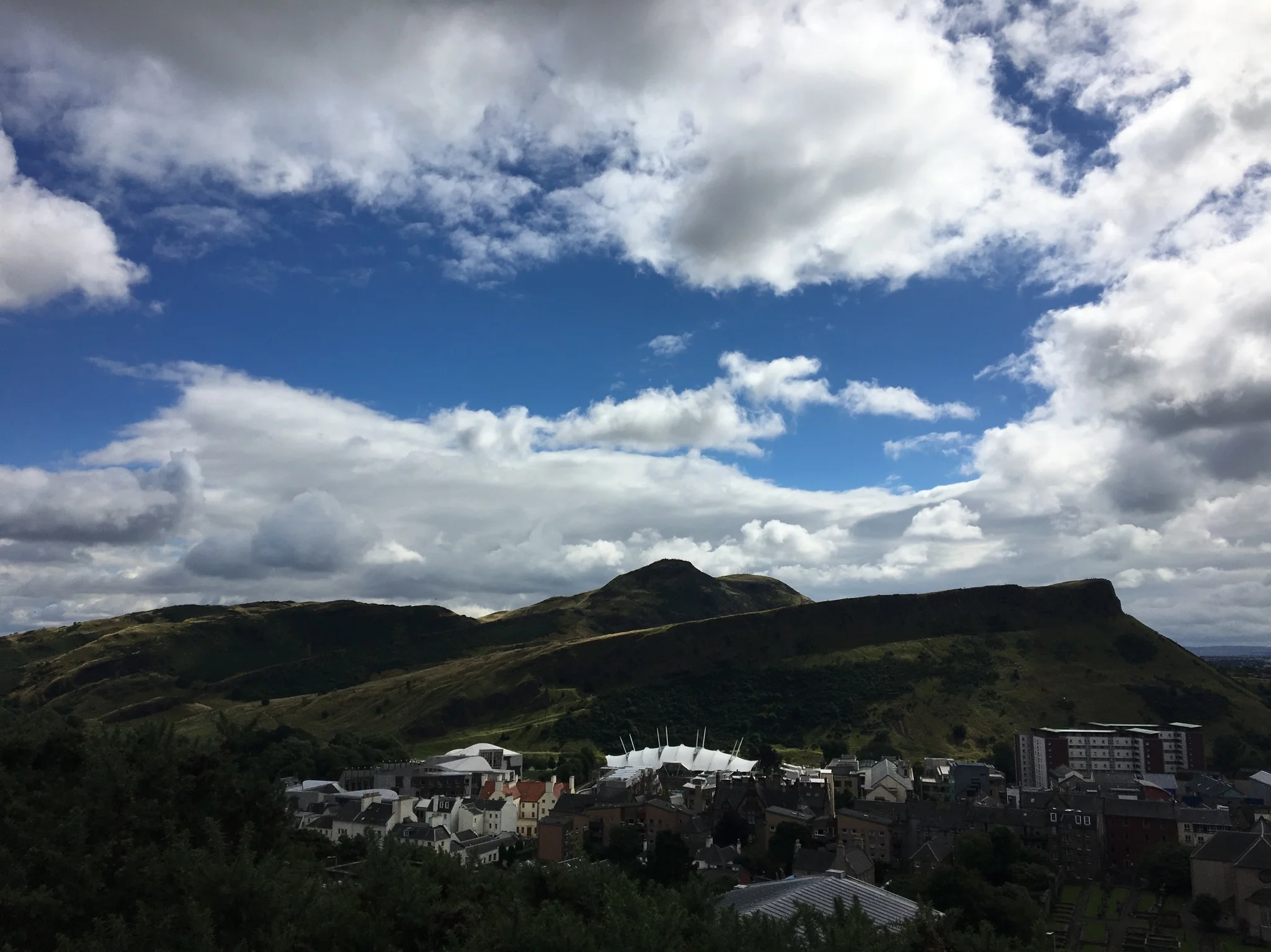 Arthur's Seat, the peak in the distance. Too bad it didn't look like this the day we climbed.