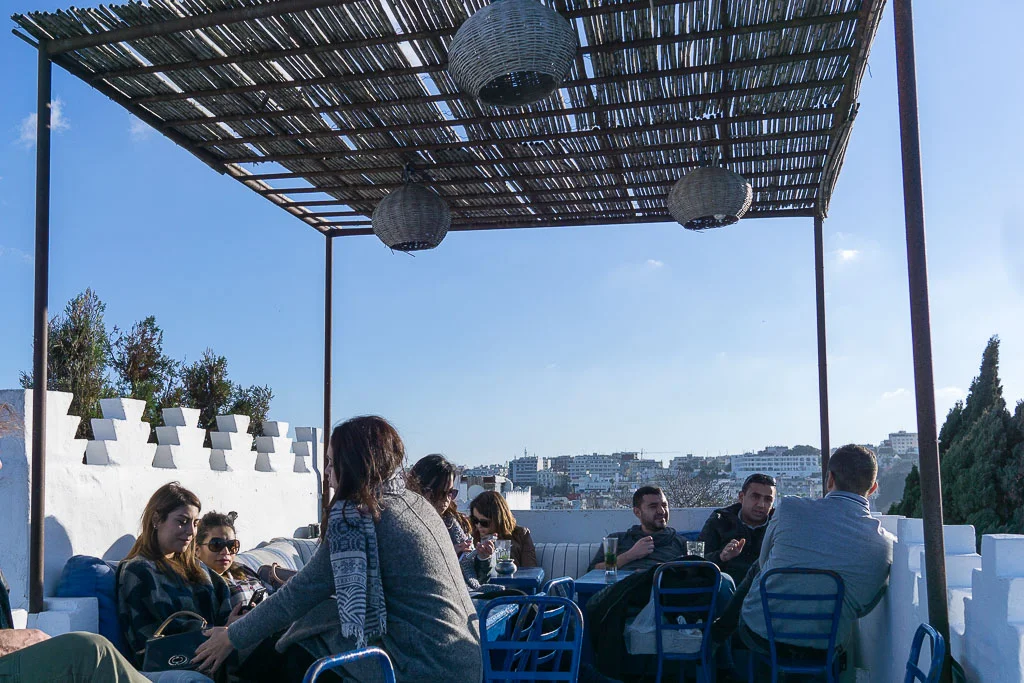 The scene at Le Salon Bleu.