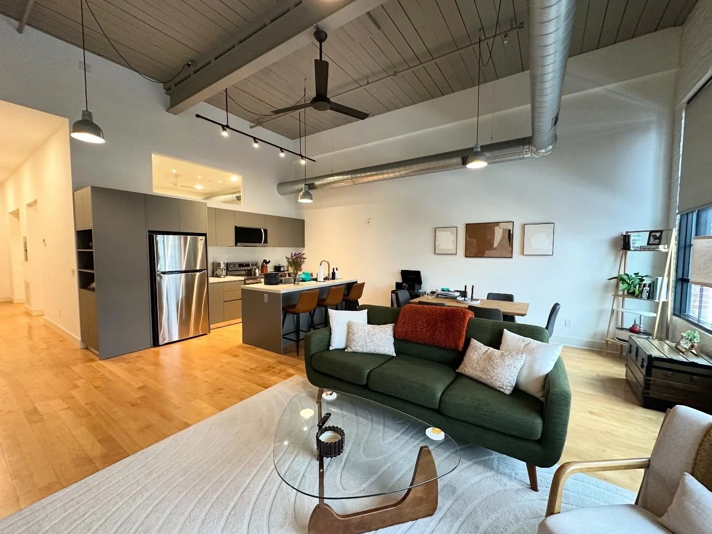 Large South-Facing One Bedroom Coming Available April 1!