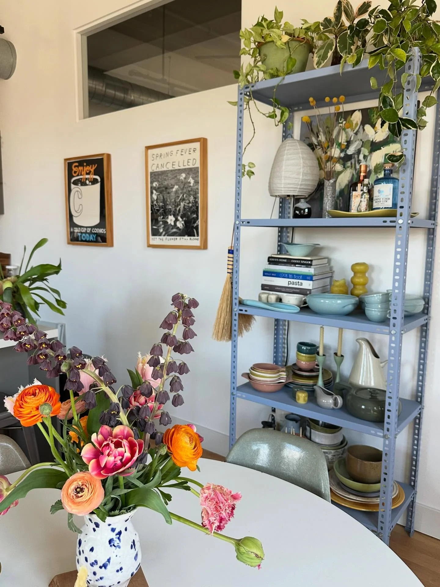 SPRING Availability!
sara@roomsandworks.com for more info.