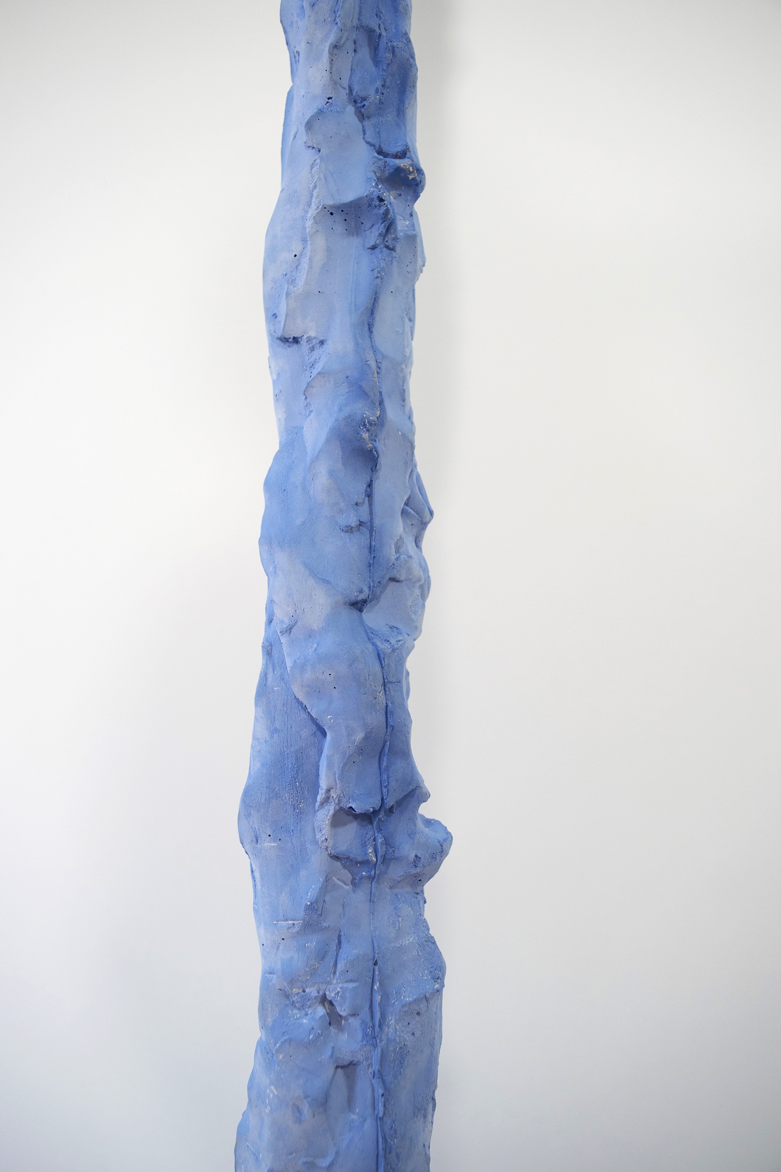   El cielo (column) , hydrocal, 100 x 5 x 5 in, 2015. 