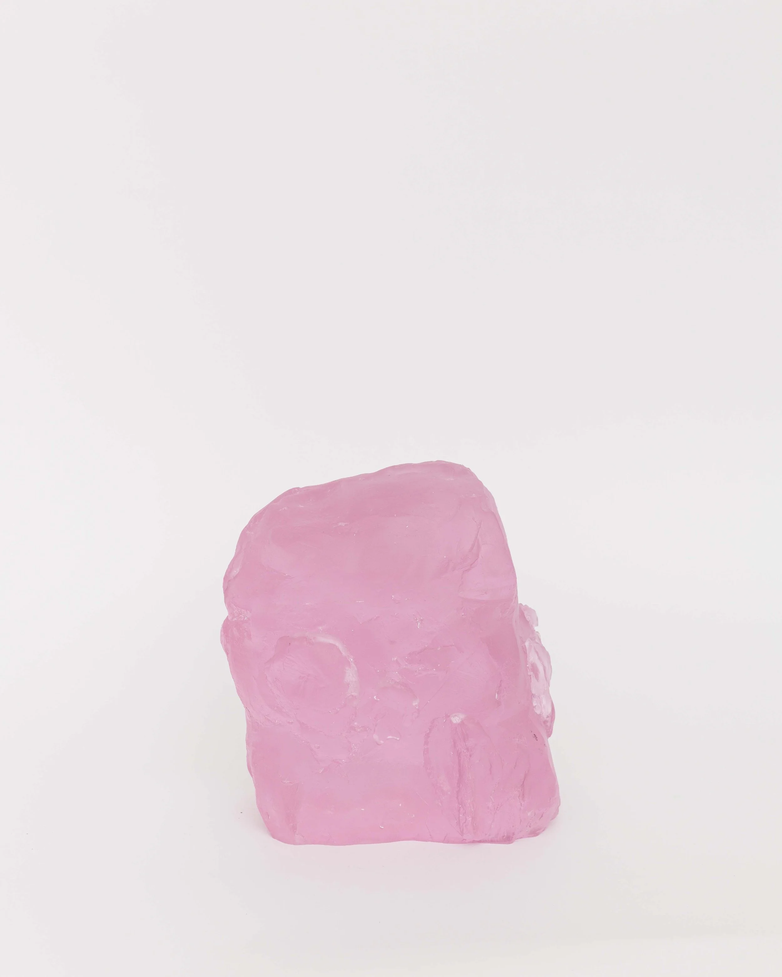  Rosado, cast glass, 10 x 8 x 6 inches, 2022.&nbsp;    