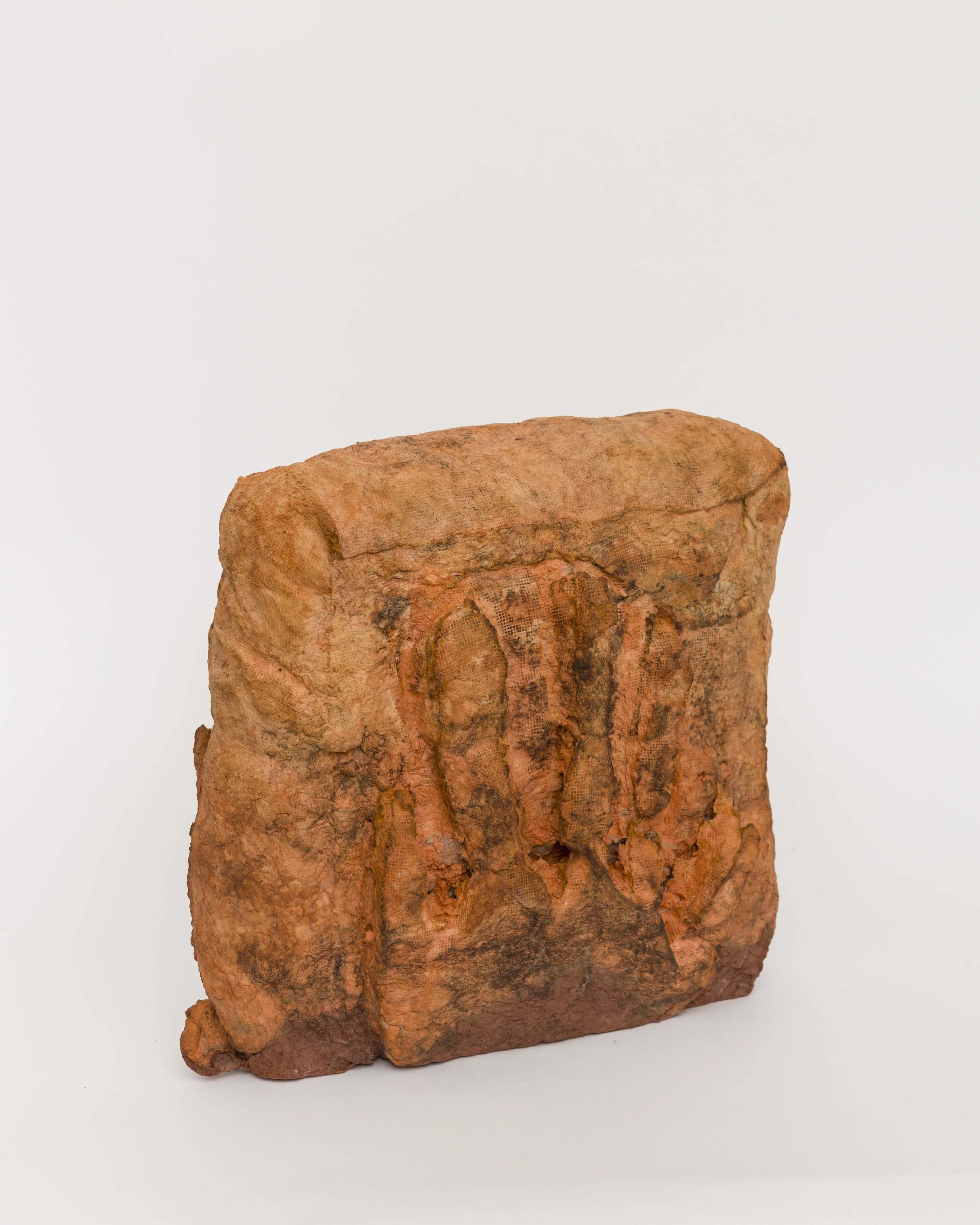  Meteorito, paper pulp, 18 x 18 x 4 inches, 2023.    