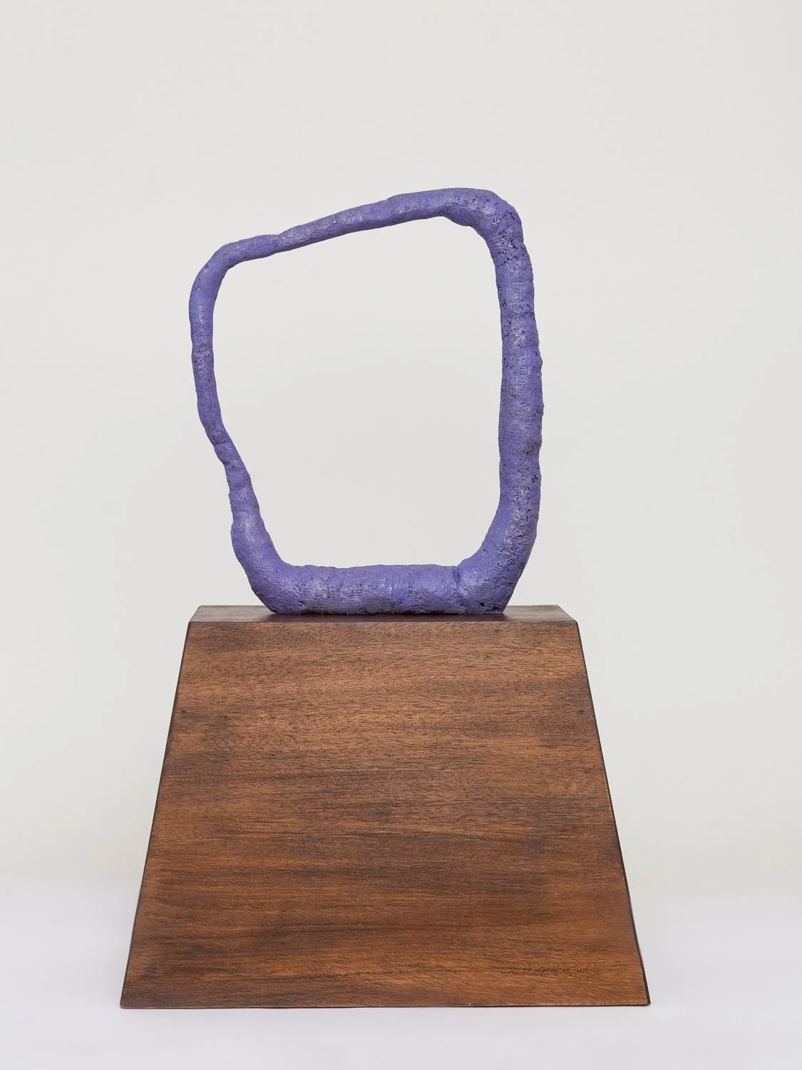  Oraculo, bronze and wood, 25 x 16 x 10 inches, 2019.    