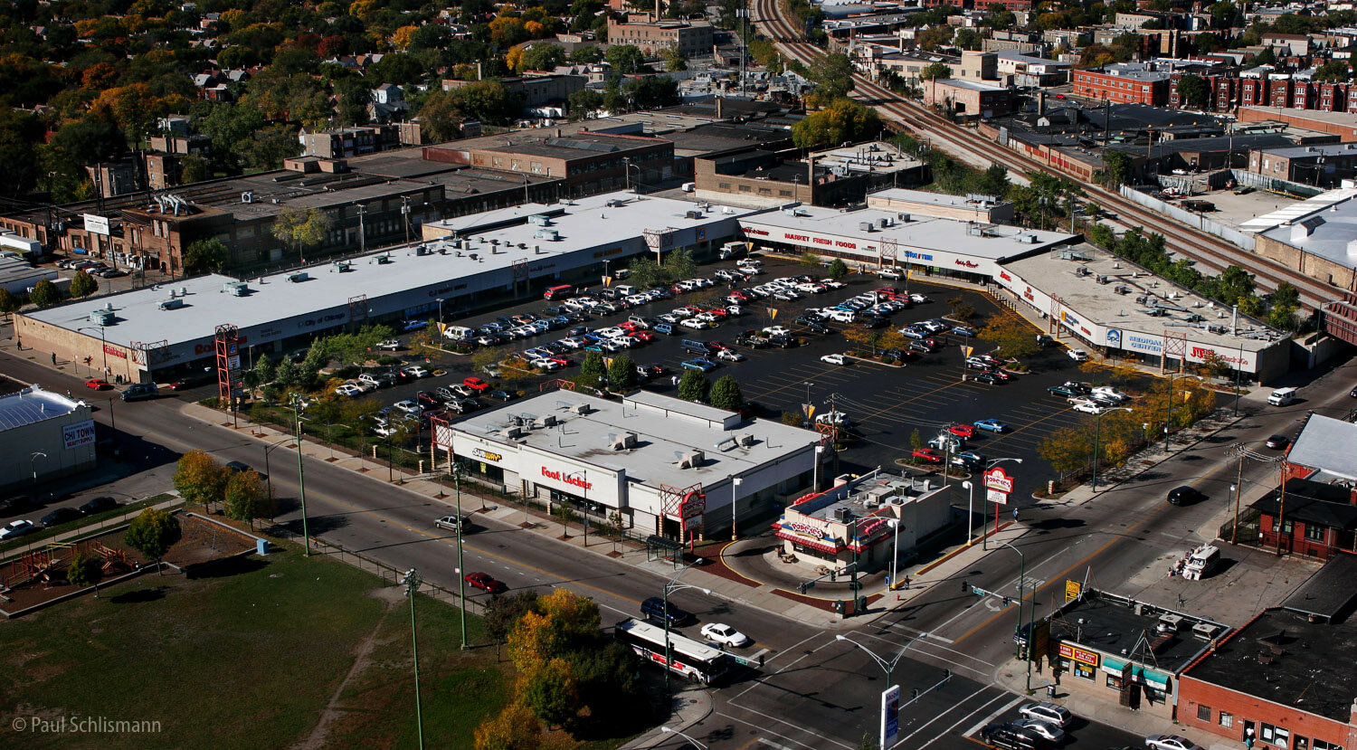 Shopping center Chicago IL