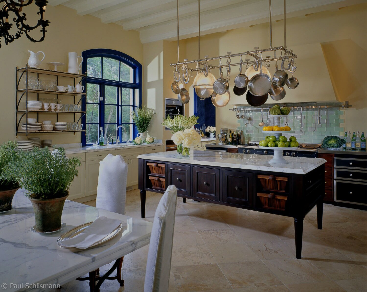 Las Vegas interior photographer _  Kitchen view of private residence