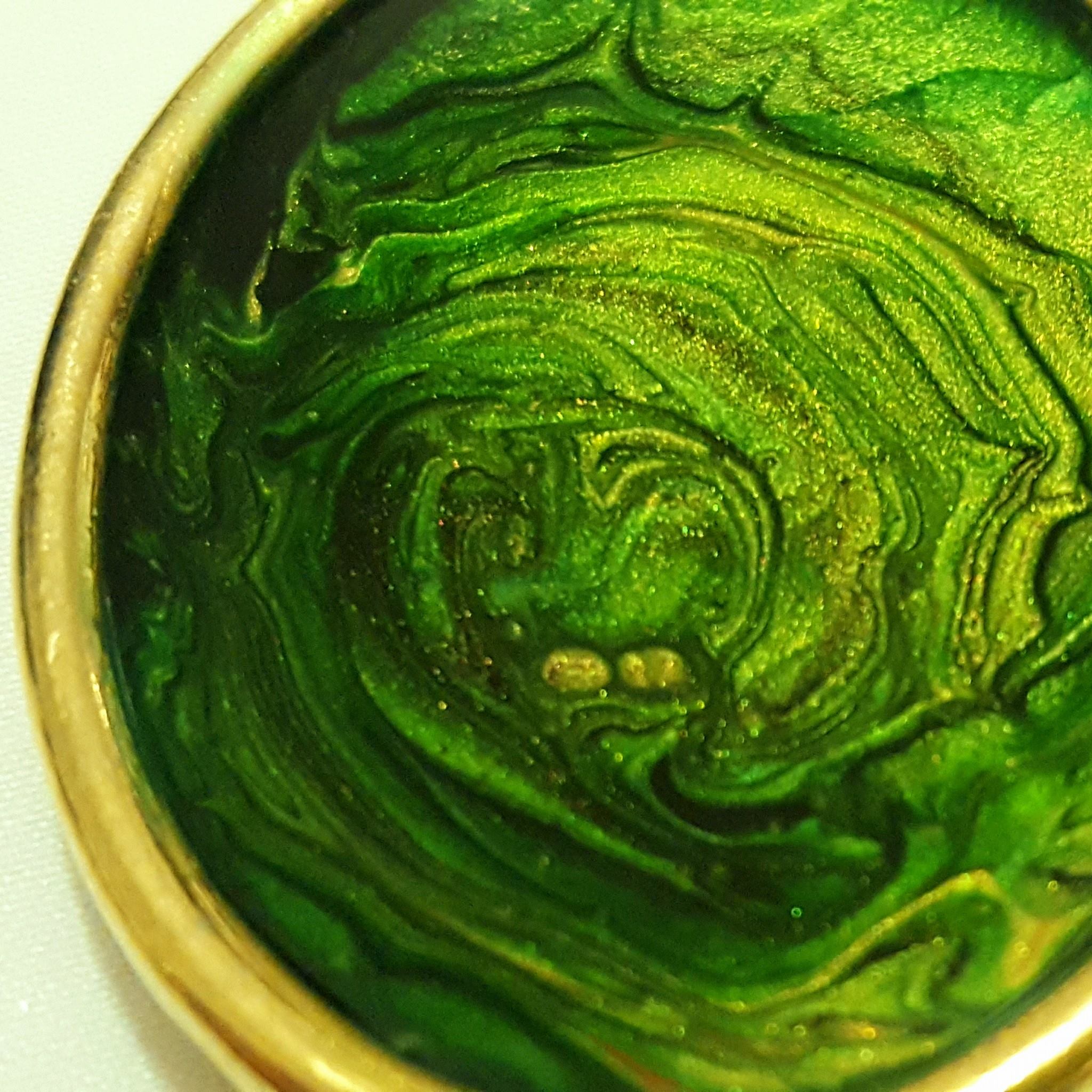 @theemeraldcrow