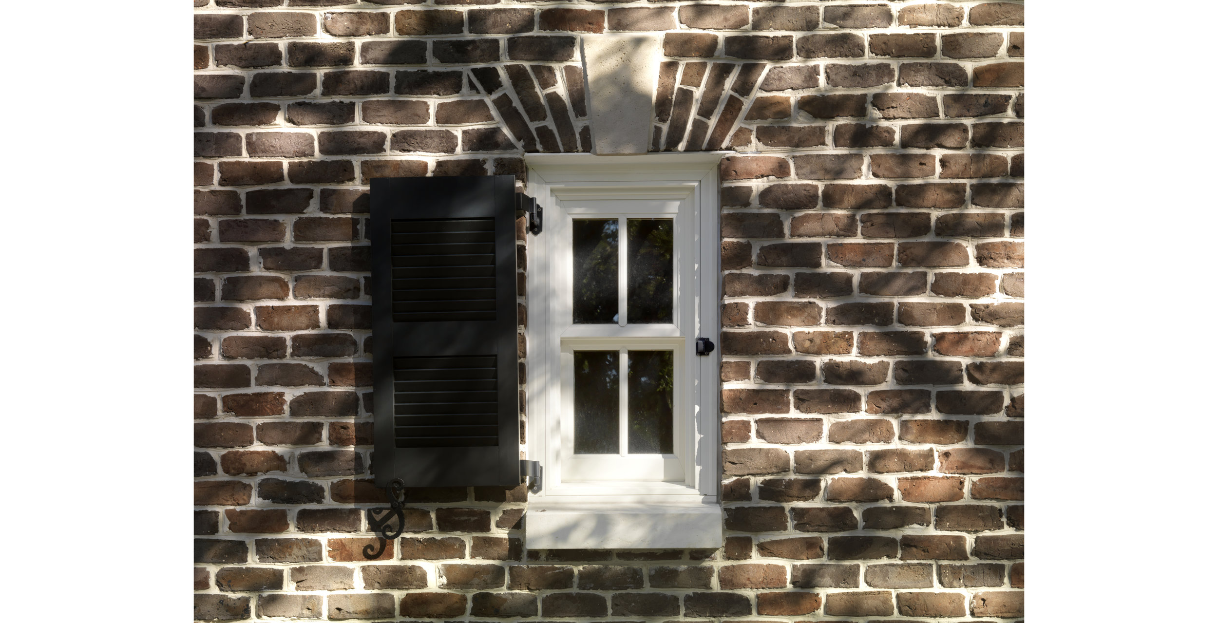 Window detail.jpg