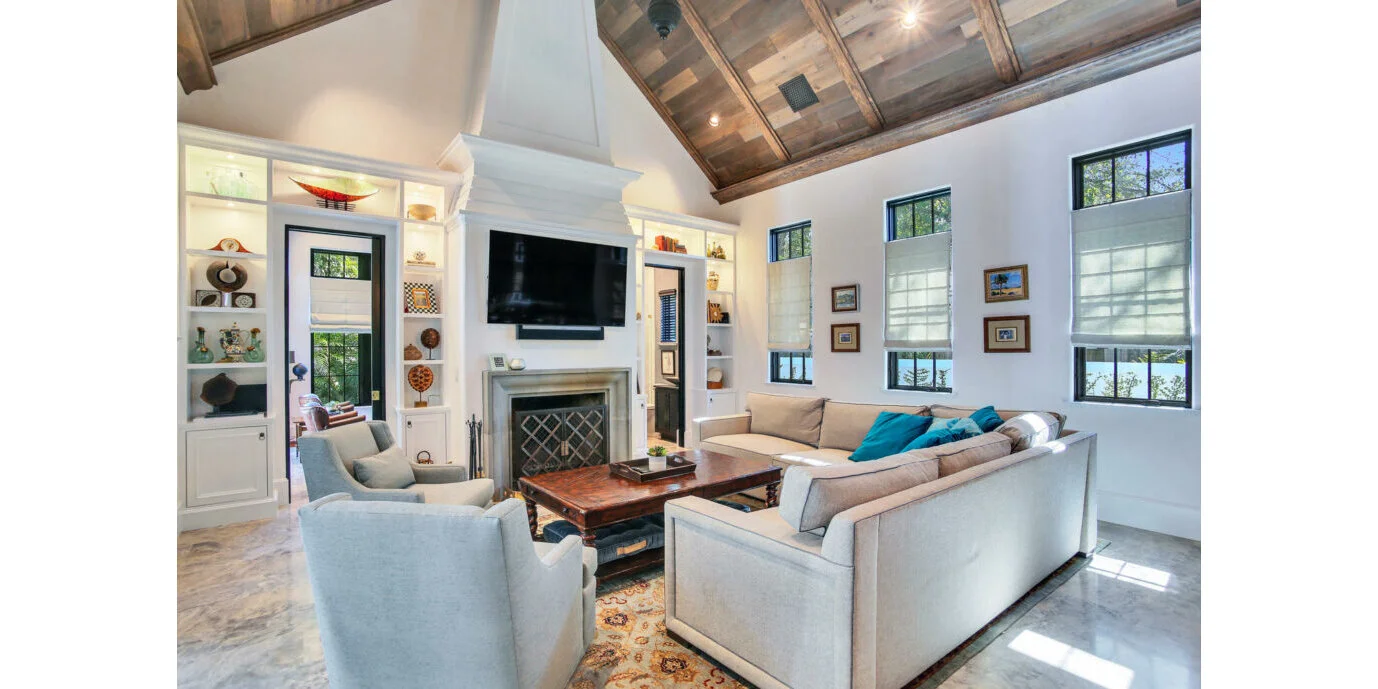 Family room.jpg