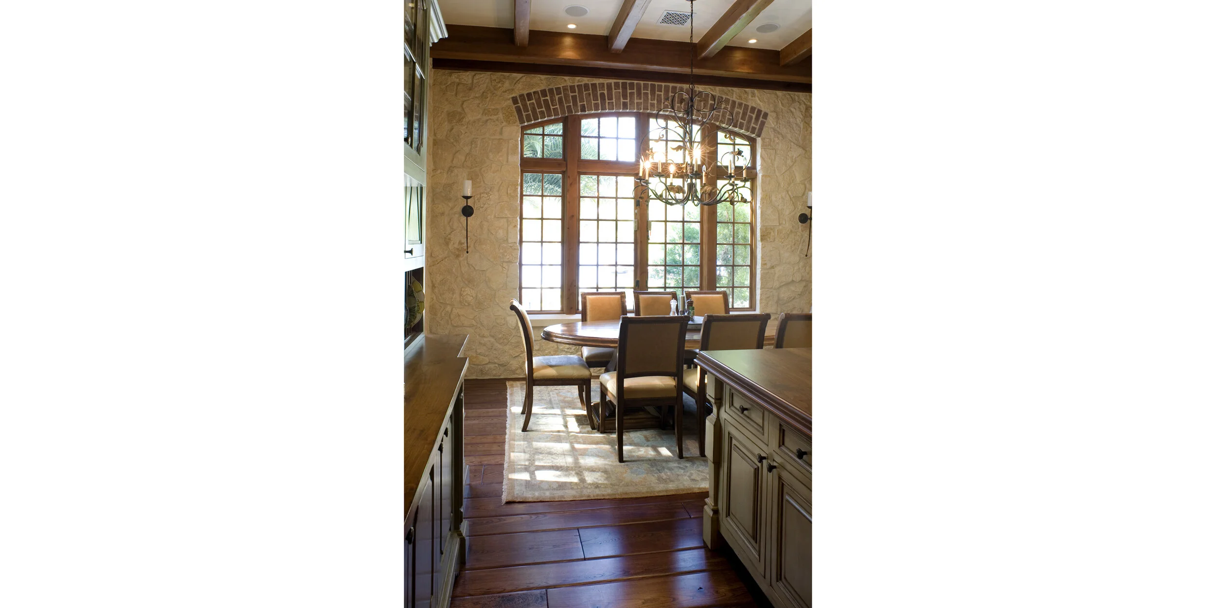 Breakfast_kitchen area.jpg