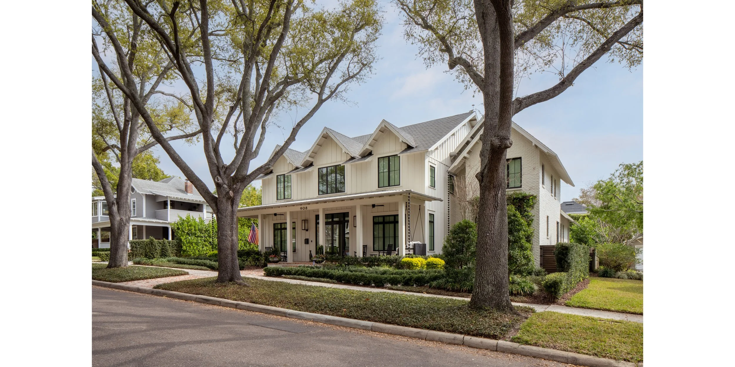 Collier Residence - Exterior - Front Angle Daylight.jpg