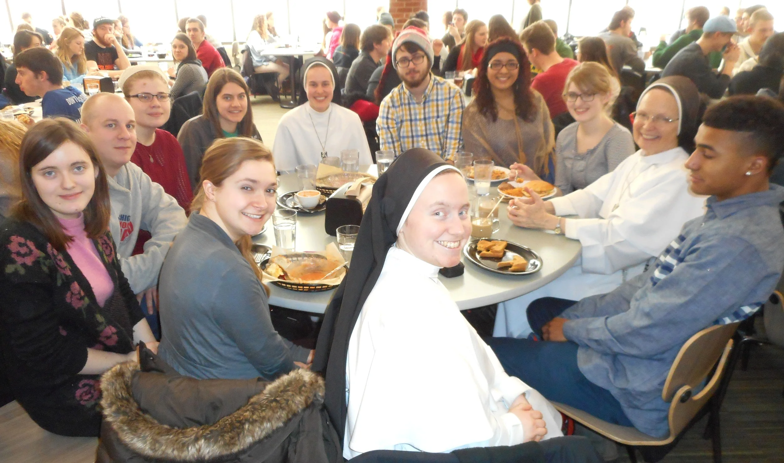 Dominican Sisters Spend the Day with Hope Students