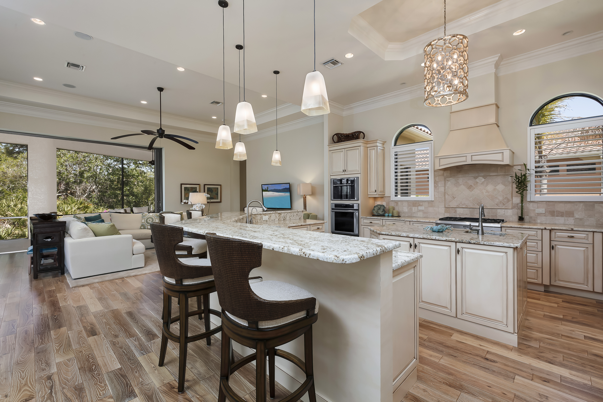 5b. Kitchen.jpg