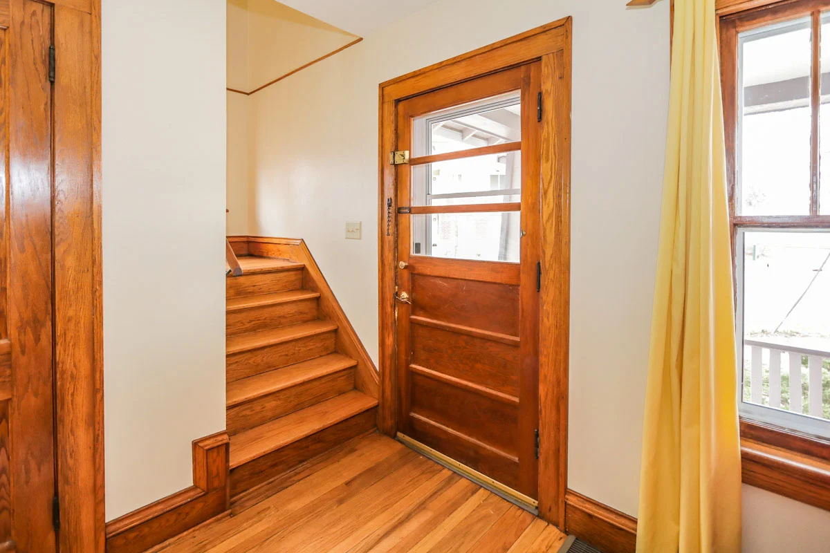 18 S Fair Oaks Ave-10.jpg