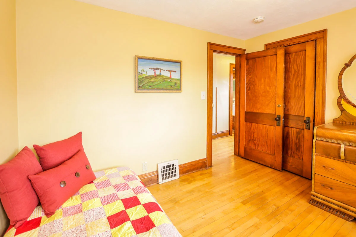 18 S Fair Oaks Ave-27.jpg