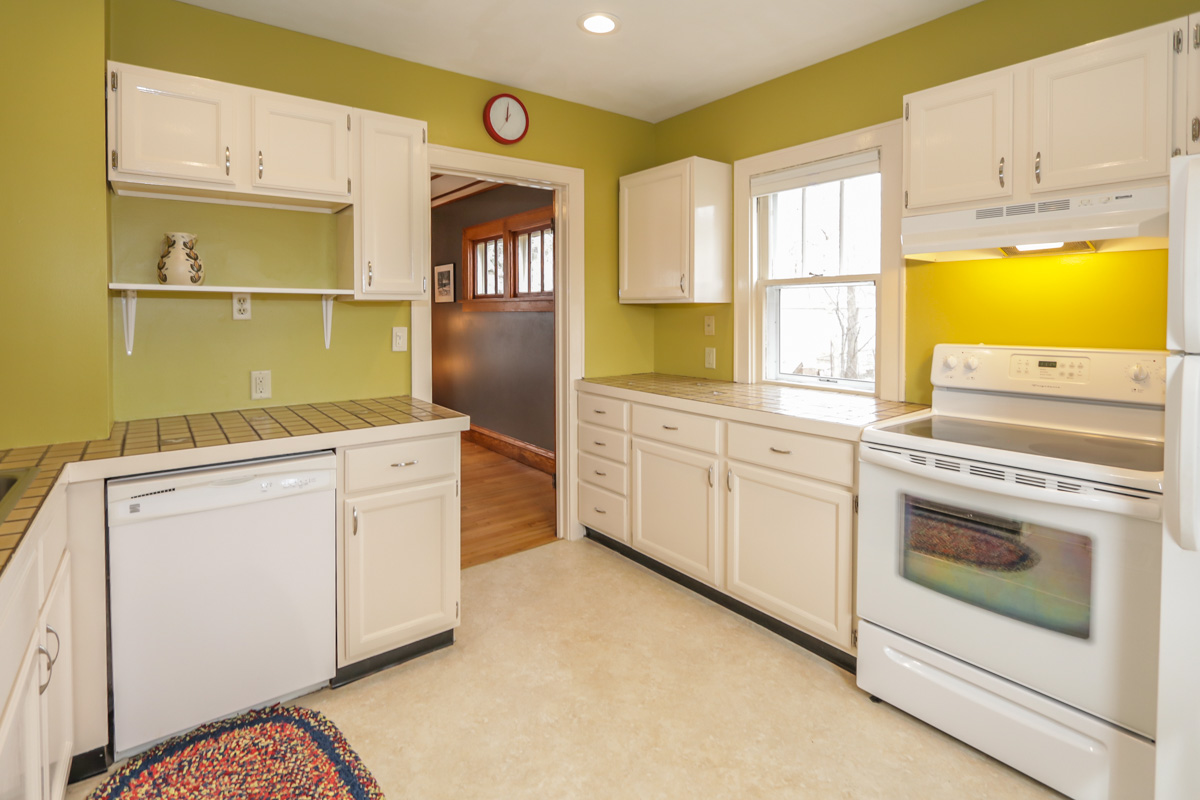 18 S Fair Oaks Ave-19.jpg