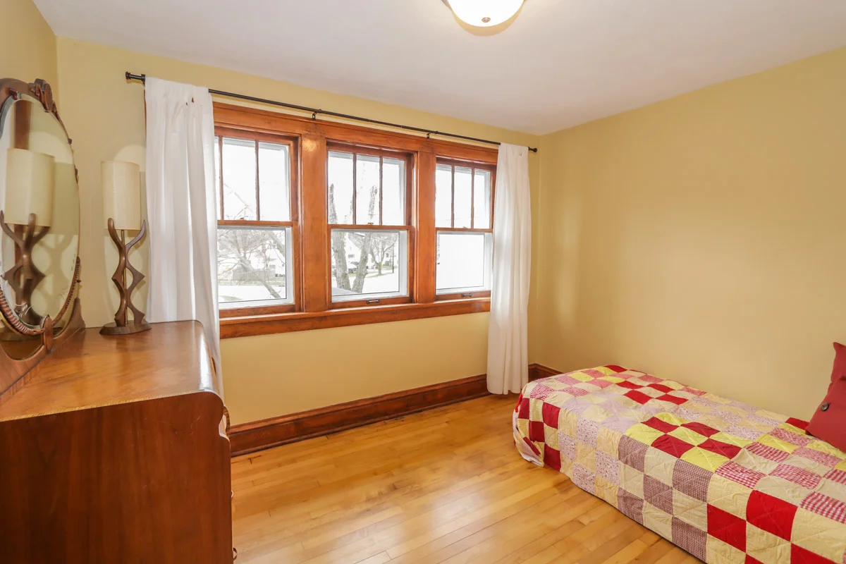 18 S Fair Oaks Ave-25.jpg
