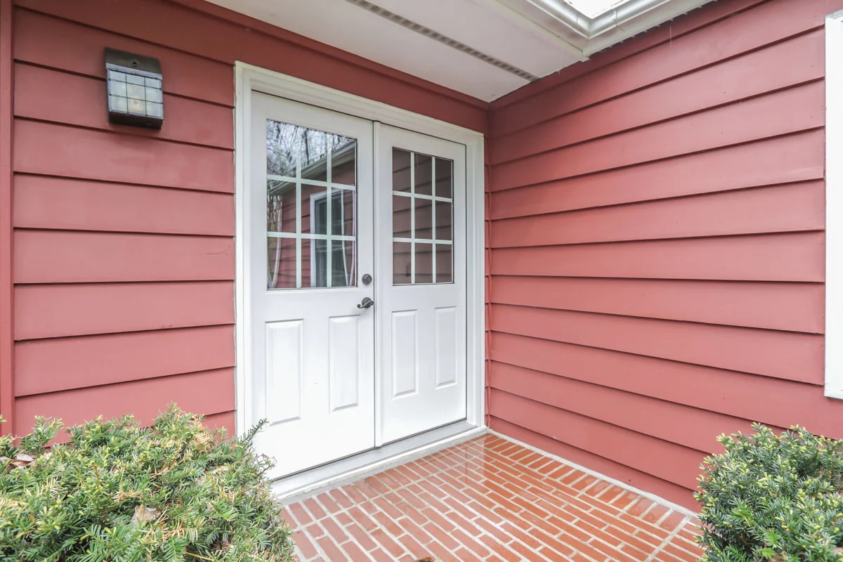 2716 Nadene Rd-6.jpg