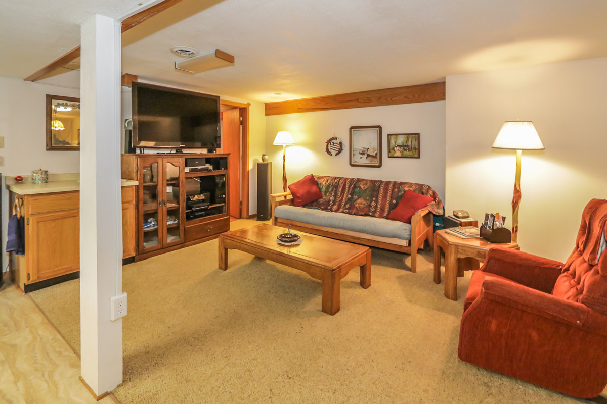 2716 Nadene Rd-64.jpg