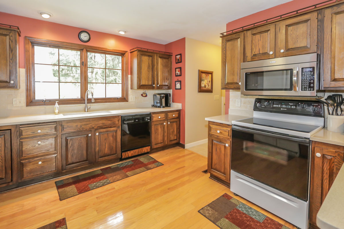 2716 Nadene Rd-51.jpg