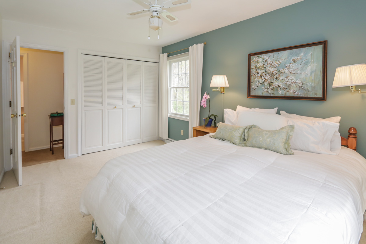 2716 Nadene Rd-32.jpg