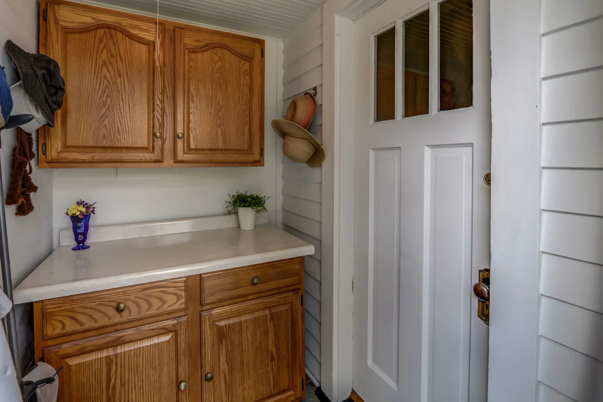 2422 E Mifflin St-43.jpg
