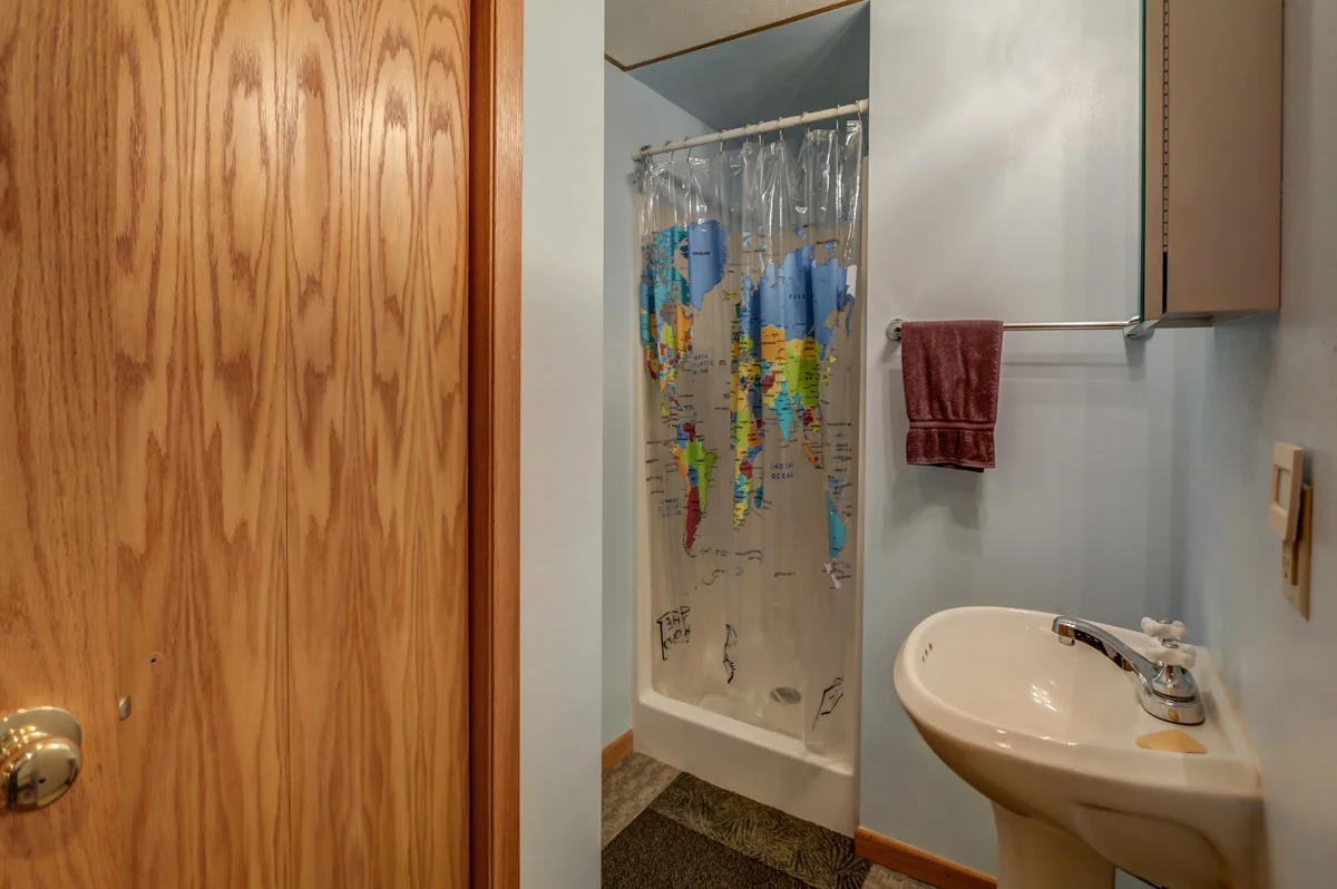 3707 Margaret St-60.jpg