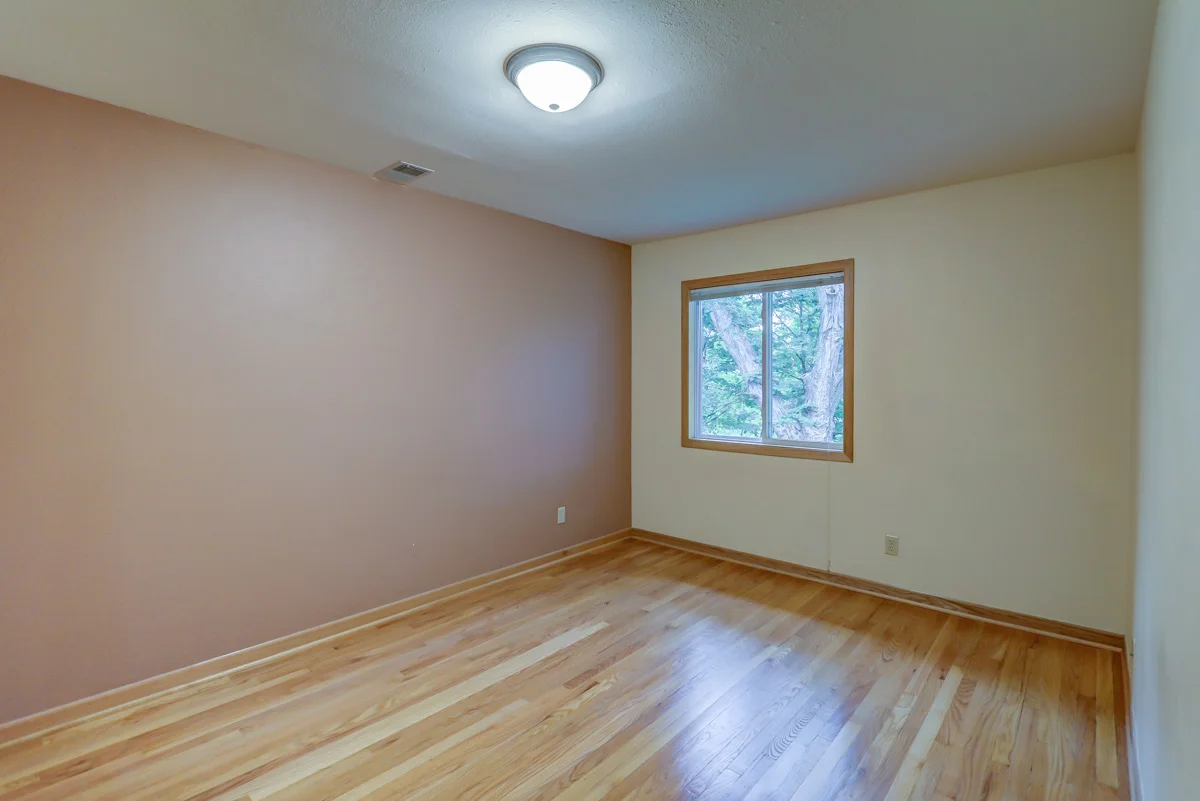 61 Waunona Woods Ct-22.jpg