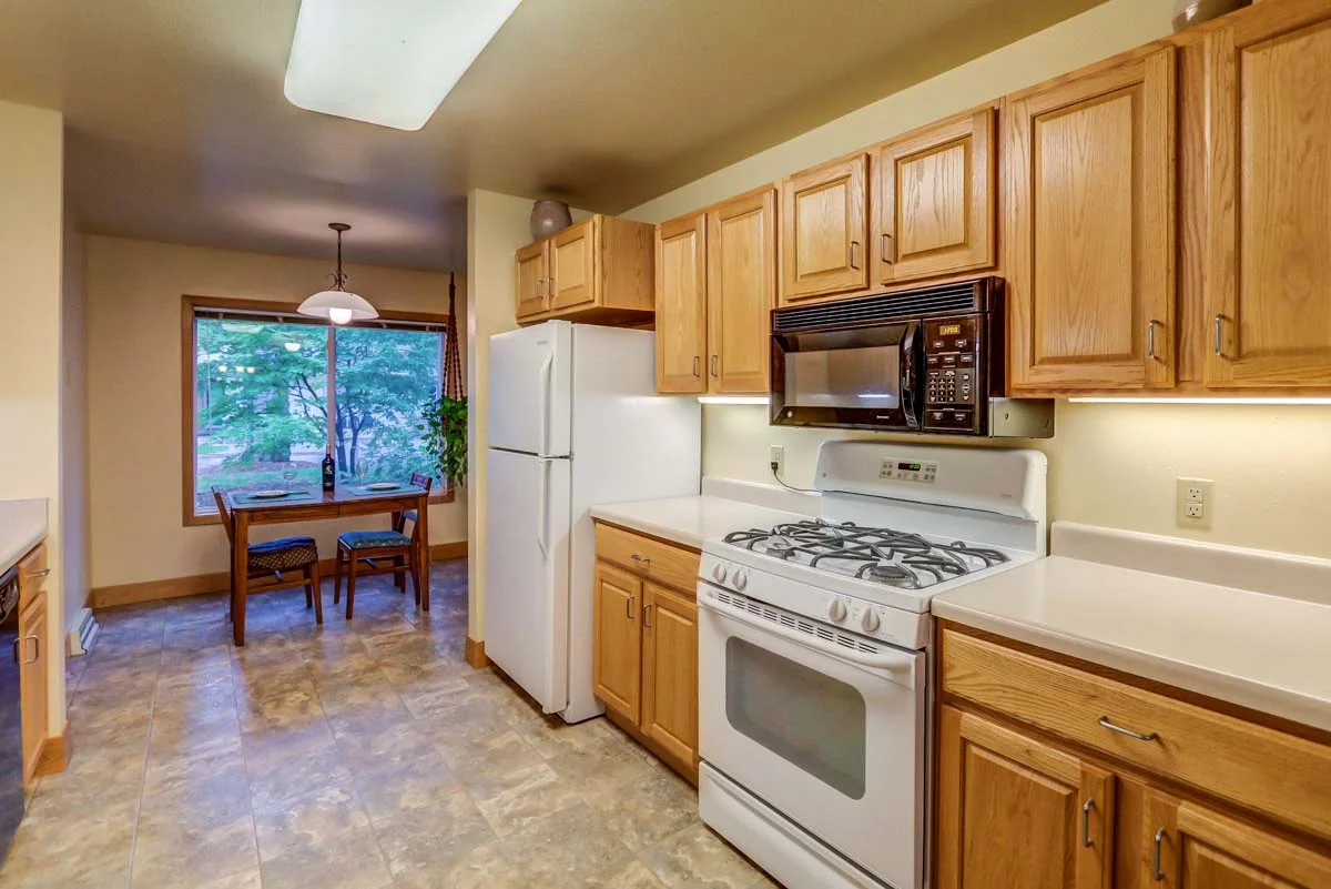 61 Waunona Woods Ct-15 - REVISED.jpg