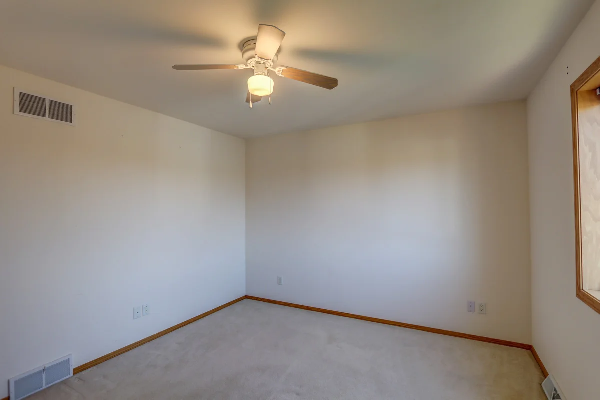 1430 Dayflower Dr-46.jpg
