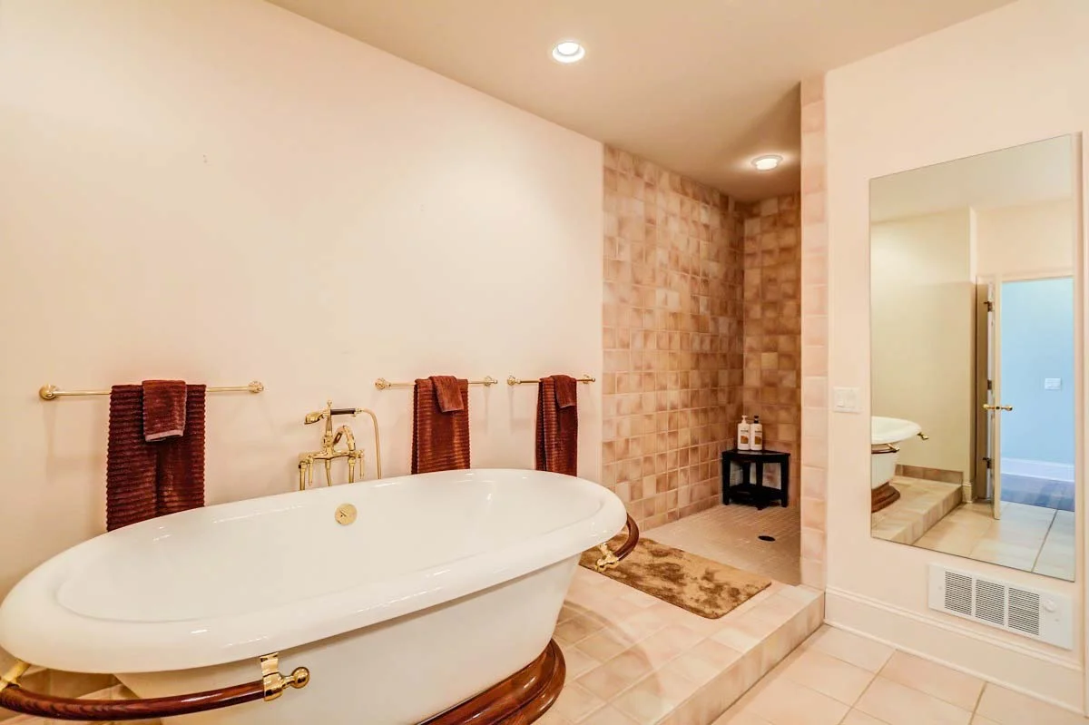 196 Tipperary Rd-7.jpg