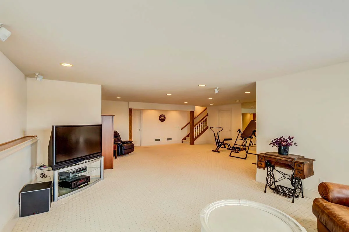 196 Tipperary Rd-90.jpg