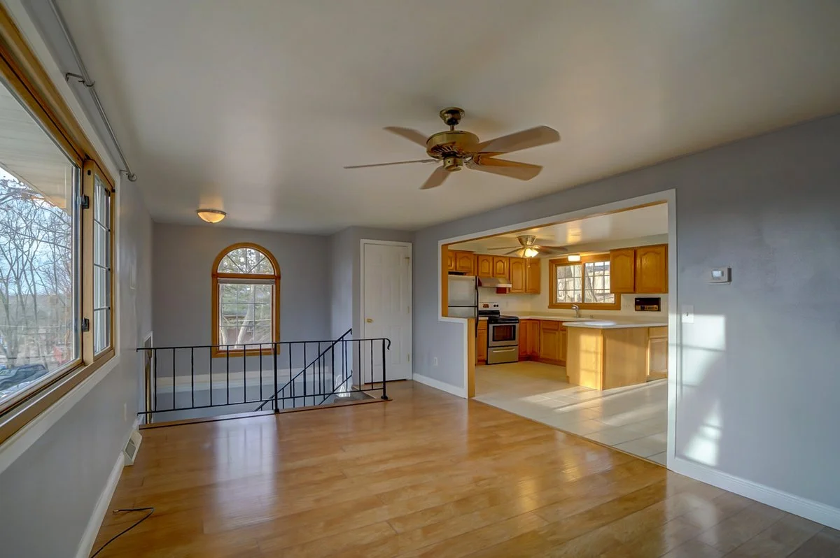 4195 Karmichael-2.jpg