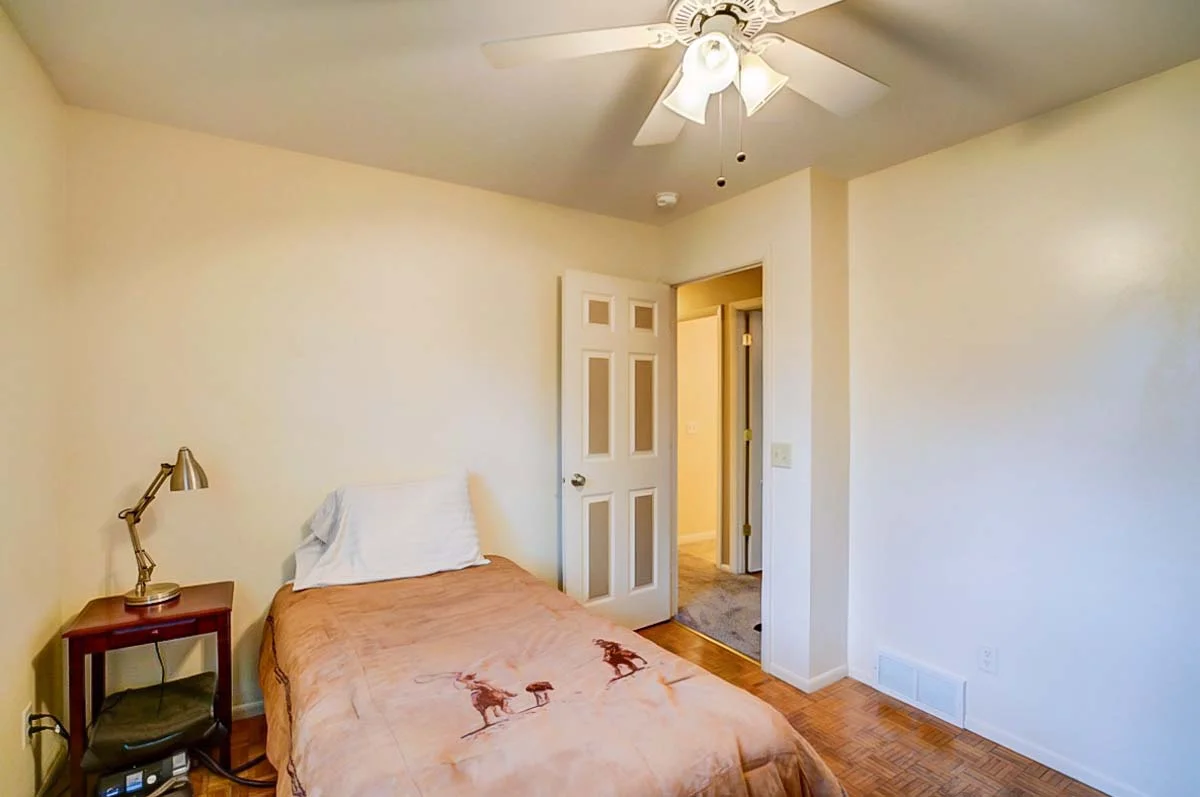 5301 Raymond Rd-17.jpg