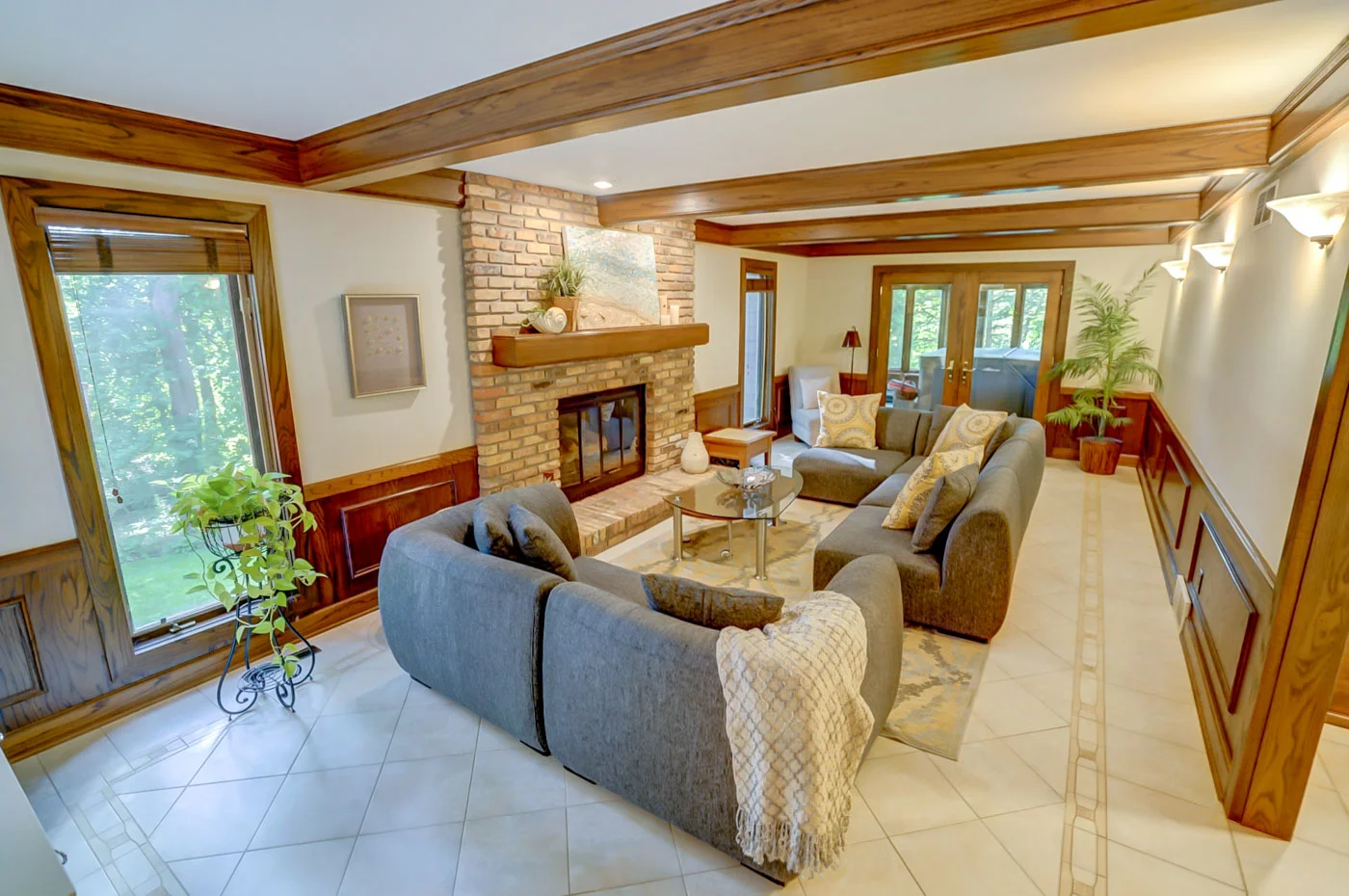 7124 Applewood-16.jpg