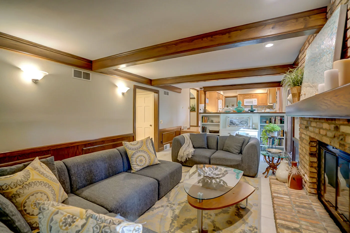 7124 Applewood-19.jpg