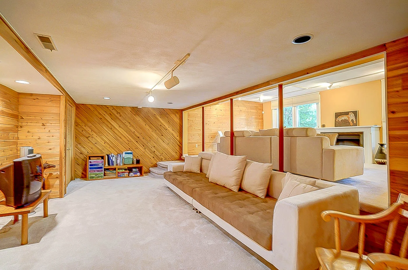 7124 Applewood-43.jpg