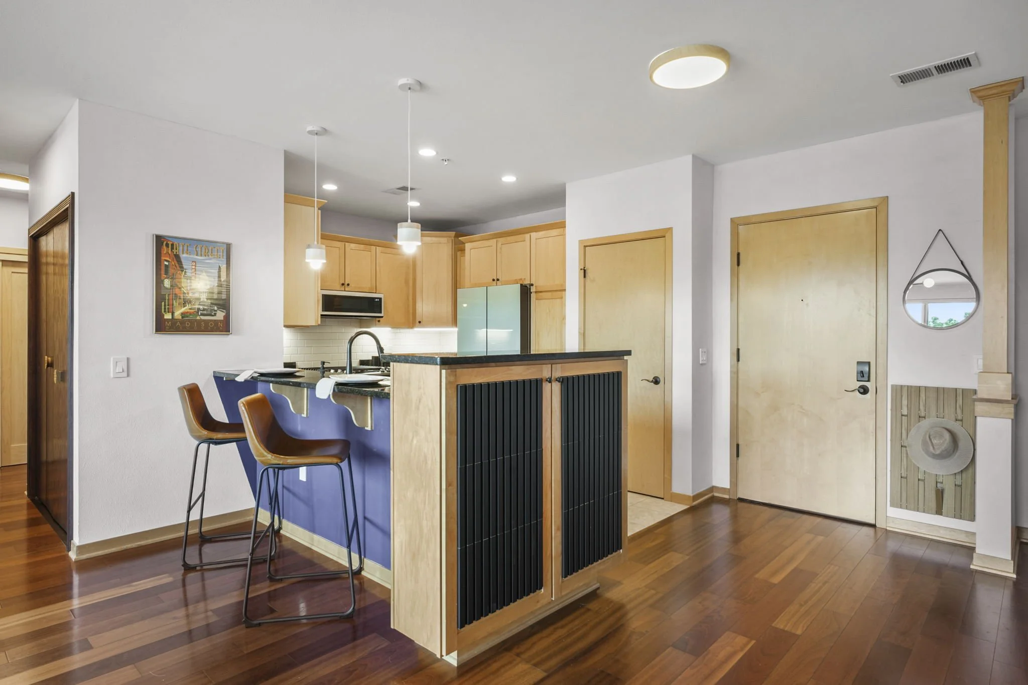 20-web-or-mls-1802-monroe-st-304.jpg