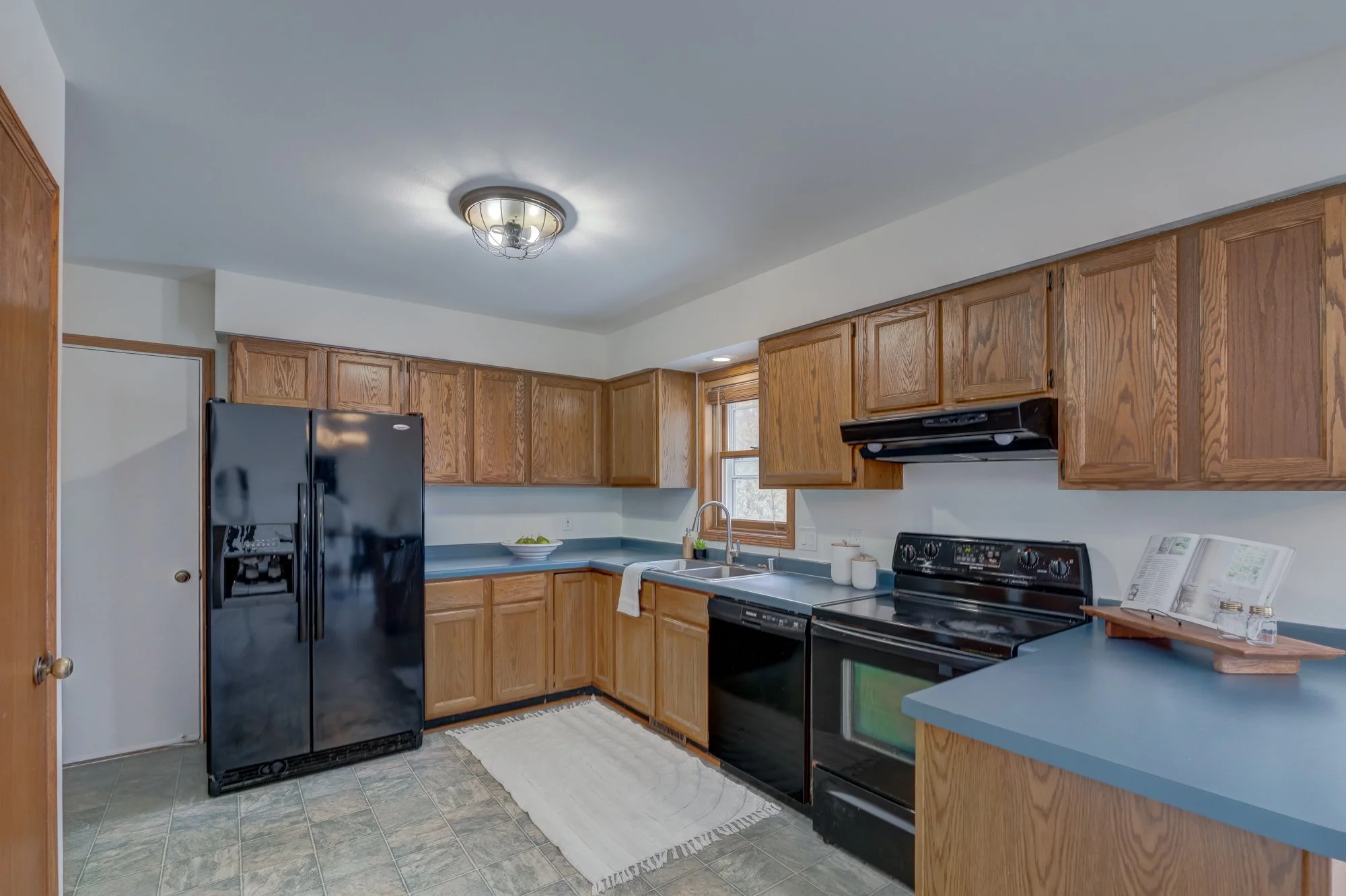 28-3149 Silverton Trail Madison-28.jpg