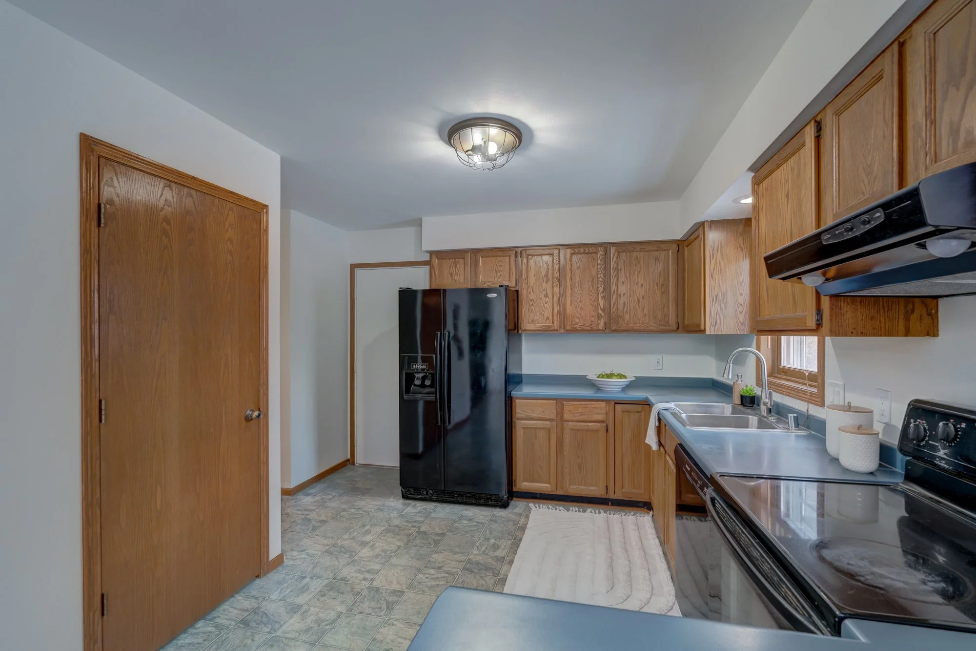 29-3149 Silverton Trail Madison-29.jpg